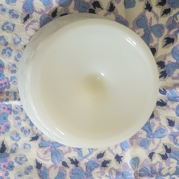 Milk Glass Basket Diamond/Weave Pedestal Candy Dish Bowl Scalloped Edge - Picture 6 of 10